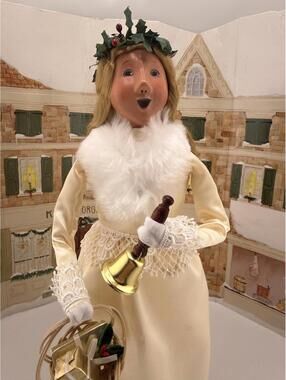 Byers' Choice Carolers - Christkind with Bell & Basket of Gifts 2022